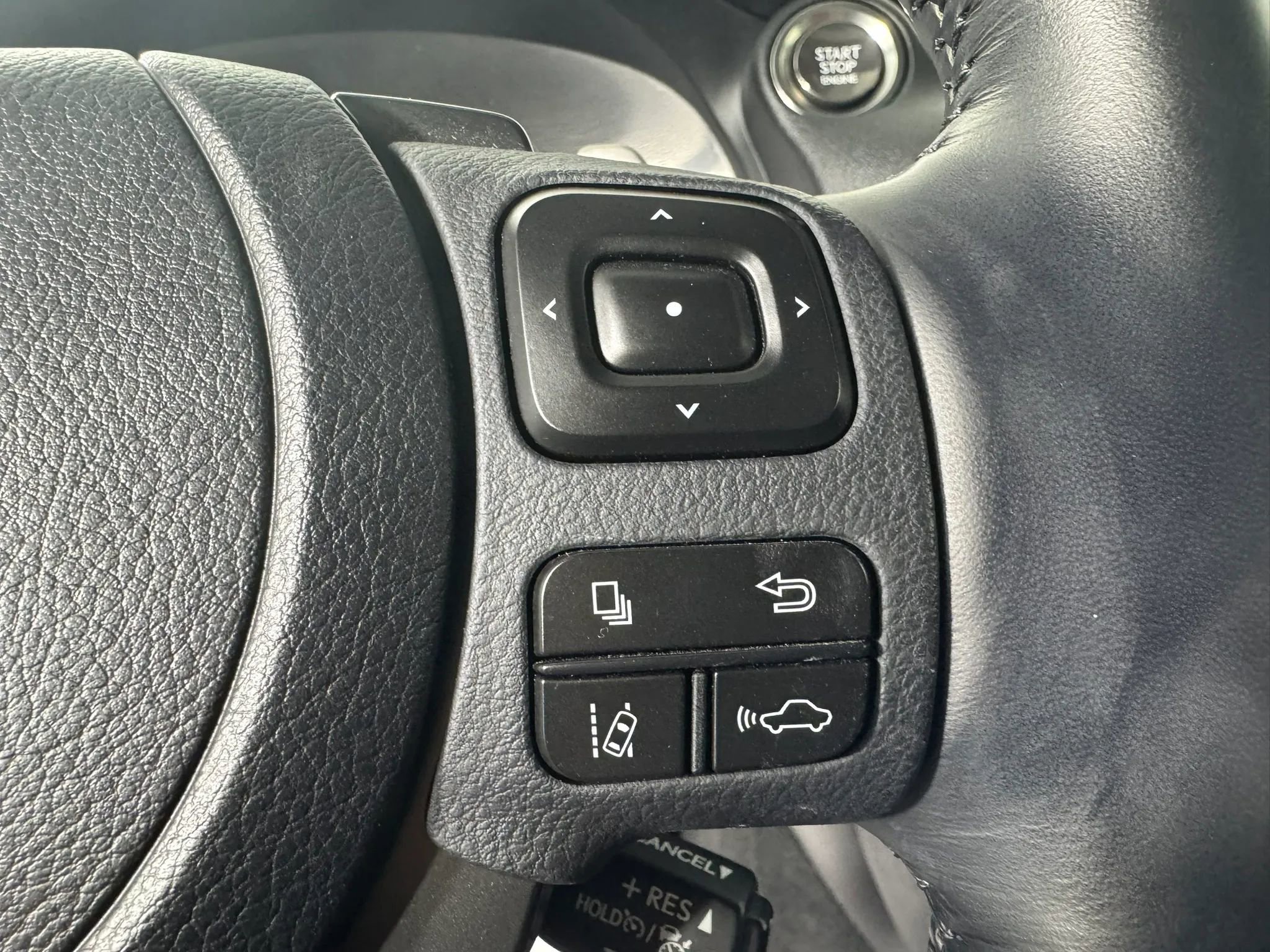 Used 2023 Lexus IS 300 AWD w/ Premium Package image 16