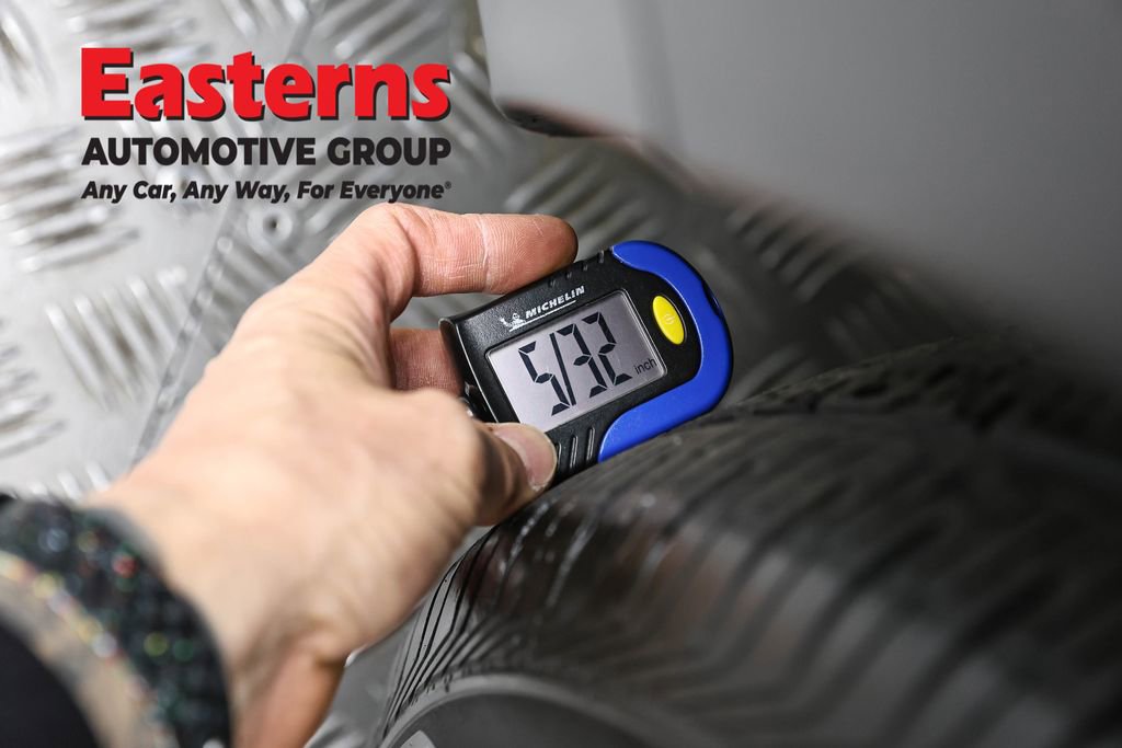 Used 2021 Chevrolet Trax LT w/ Driver Confidence Package image 28