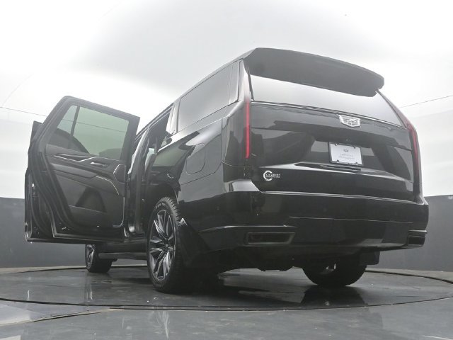 Used 2021 Cadillac Escalade Sport w/ Driver Assist Tech Package AWD/4WD image 61