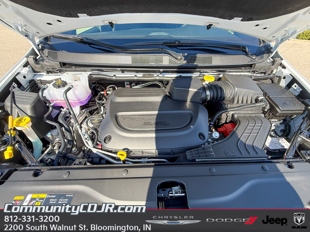 New 2026 Chrysler Voyager LX FWD image 18