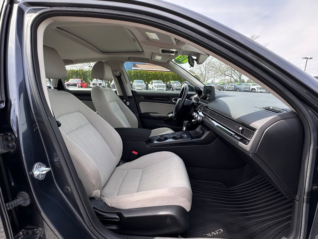 Used 2023 Honda Civic EX image 11
