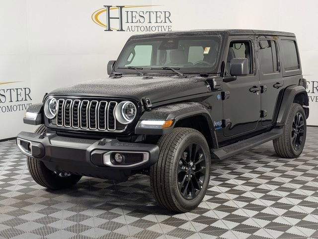 Used 2025 Jeep Wrangler Unlimited Sahara image 4