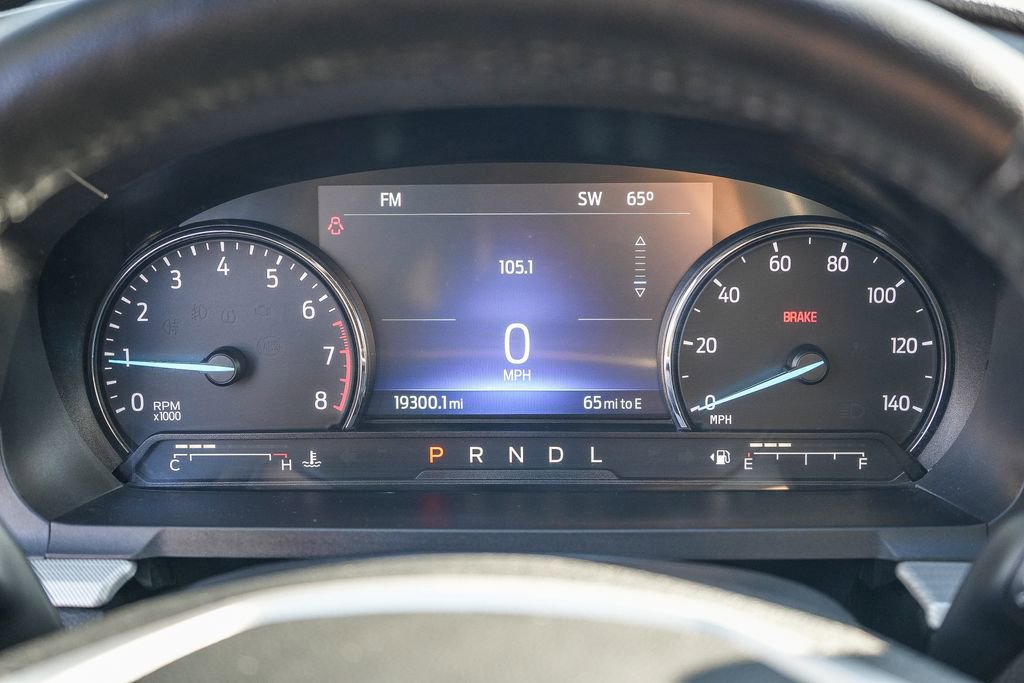 Used 2022 Ford Explorer XLT w/ Equipment Group 202A RWD image 21