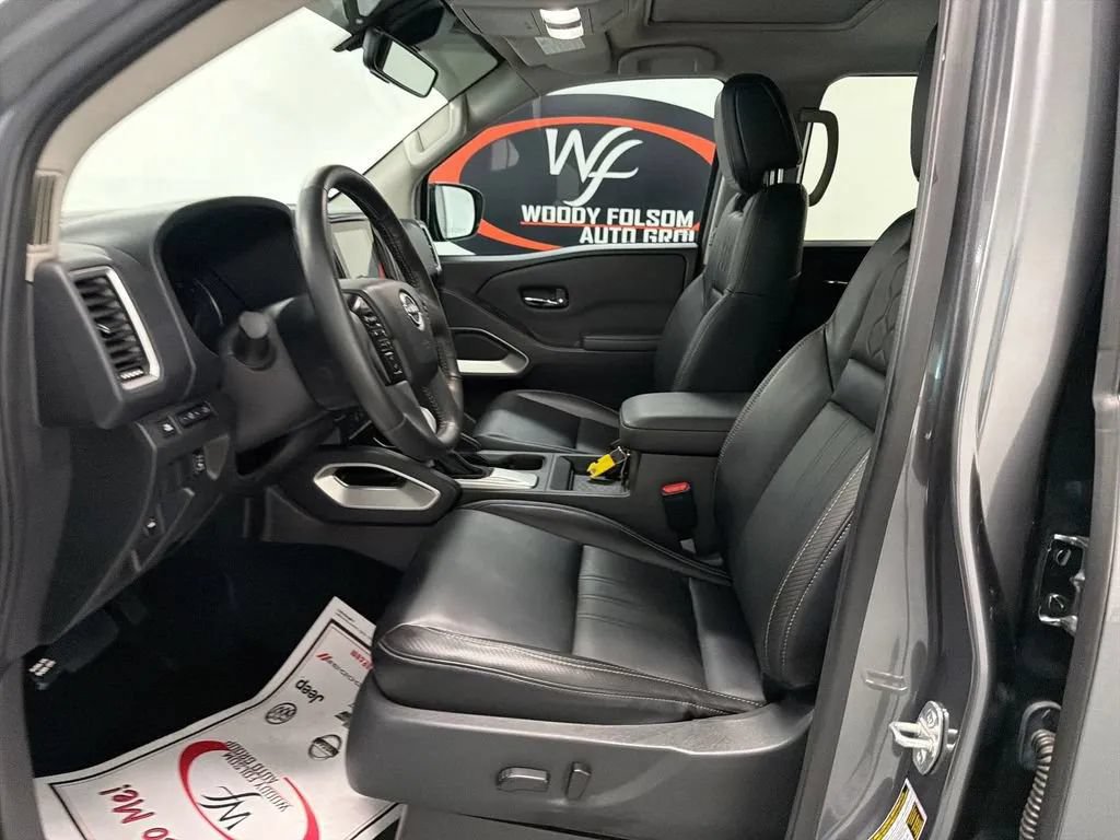 Used 2024 Nissan Frontier SL w/ Technology Package AWD/4WD image 9