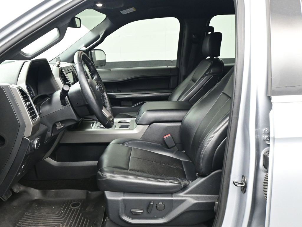 Used 2020 Ford Expedition XLT w/ Equipment Group 201A image 14