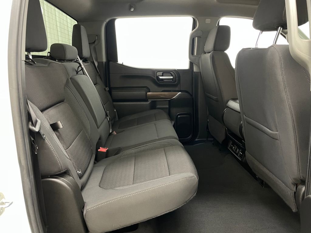 Certified 2022 Chevrolet Silverado 1500 RST w/ Redline Edition AWD/4WD image 45