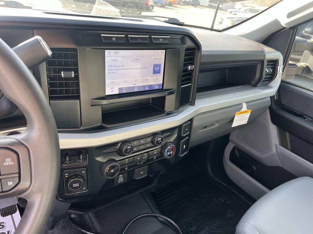 Used 2024 Ford F350 XL image 29