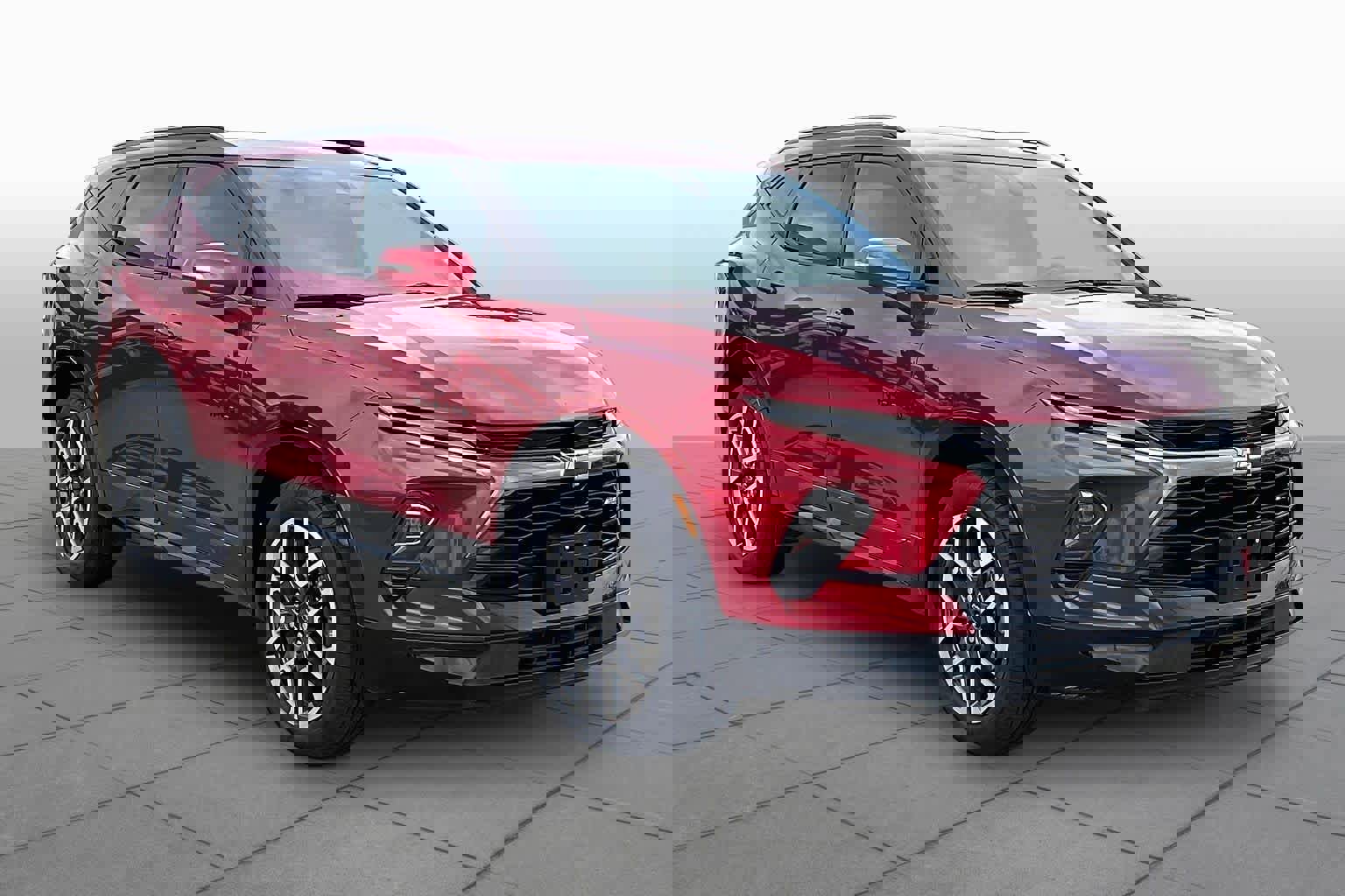 Used 2025 Chevrolet Blazer RS FWD image 3