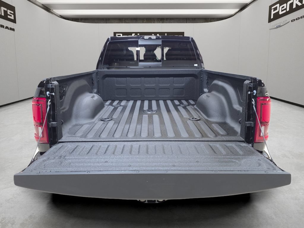 New 2026 RAM 2500 Big Horn AWD/4WD image 10