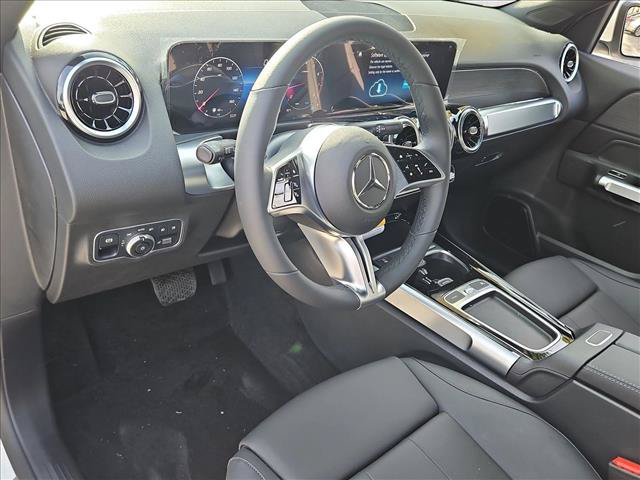 New 2026 Mercedes-Benz GLB 250 image 3