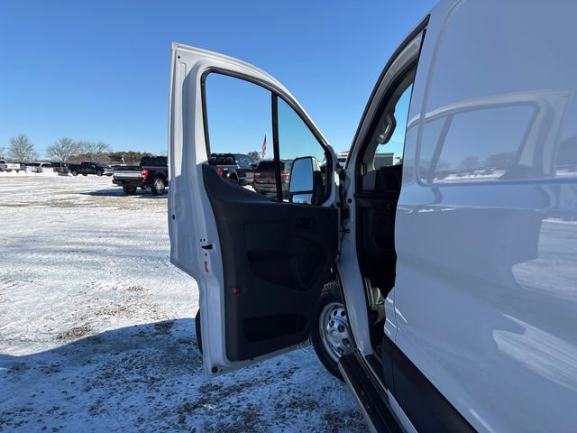 Used 2024 Ford Transit 250 Low Roof AWD w/ Exterior Upgrade Package image 16