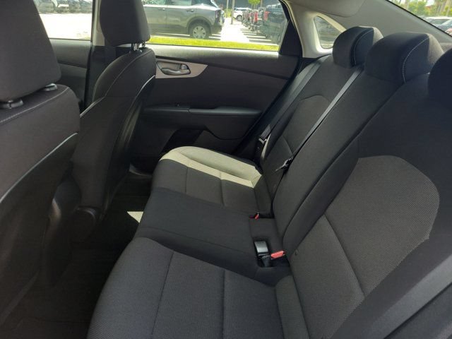 Used 2023 Kia Forte LXS w/ LXS Technology Package FWD image 11