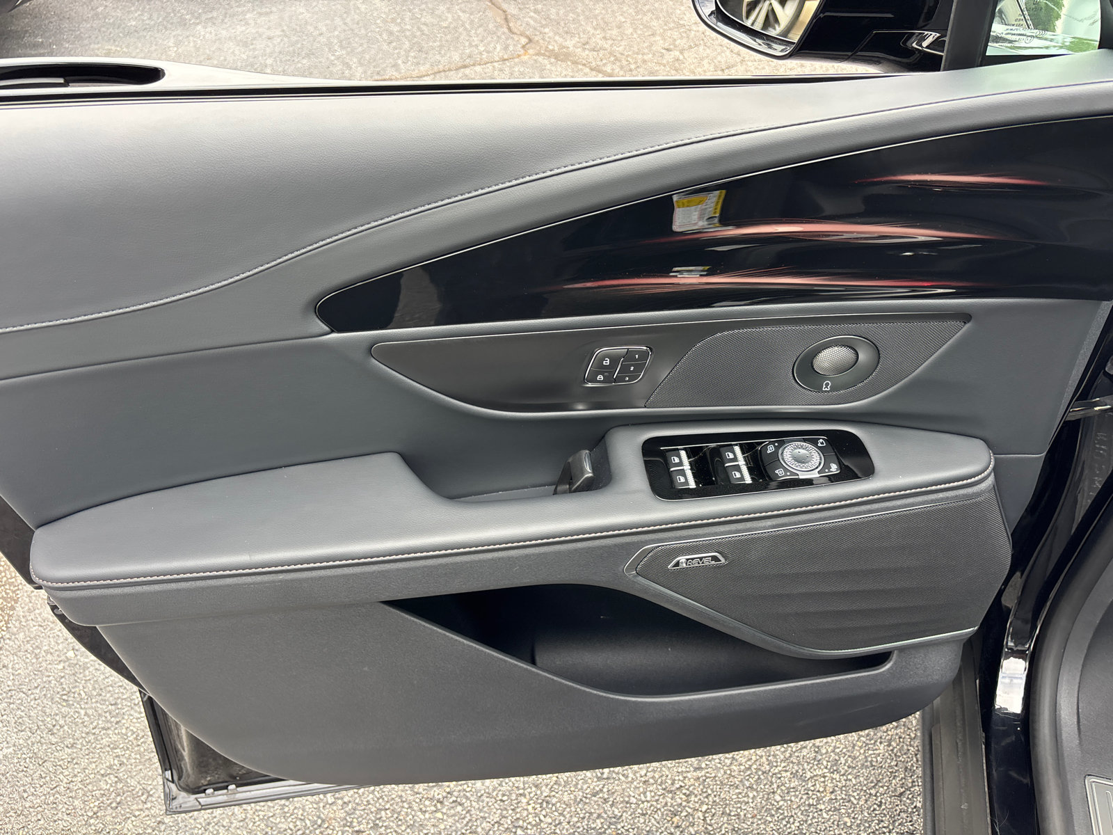 New 2026 Lincoln Nautilus Reserve AWD/4WD image 11