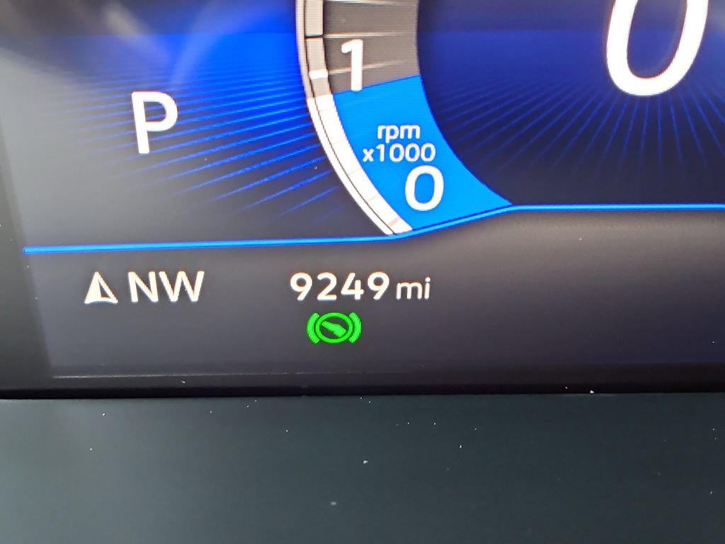 Used 2023 Volkswagen Taos SE AWD/4WD image 13