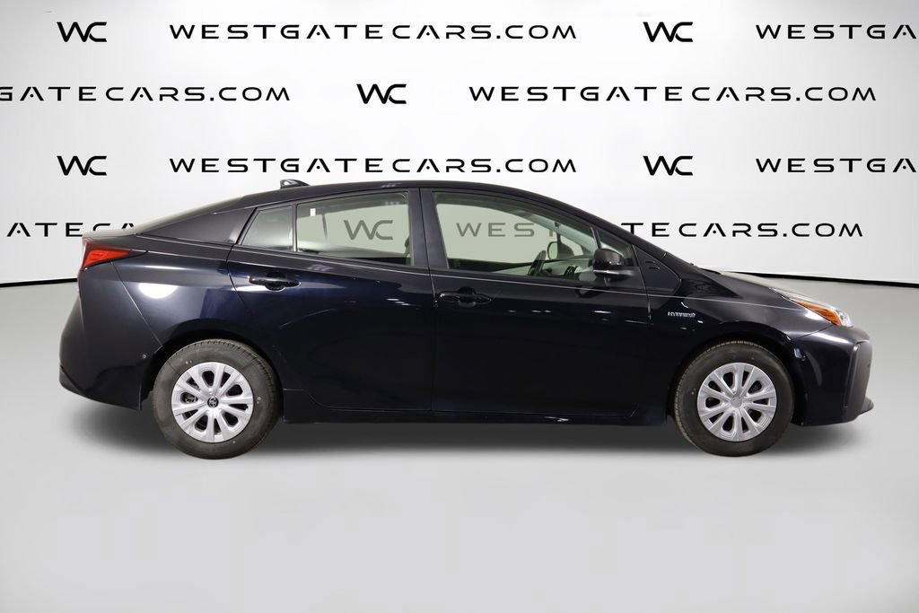 Used 2022 Toyota Prius LE image 40