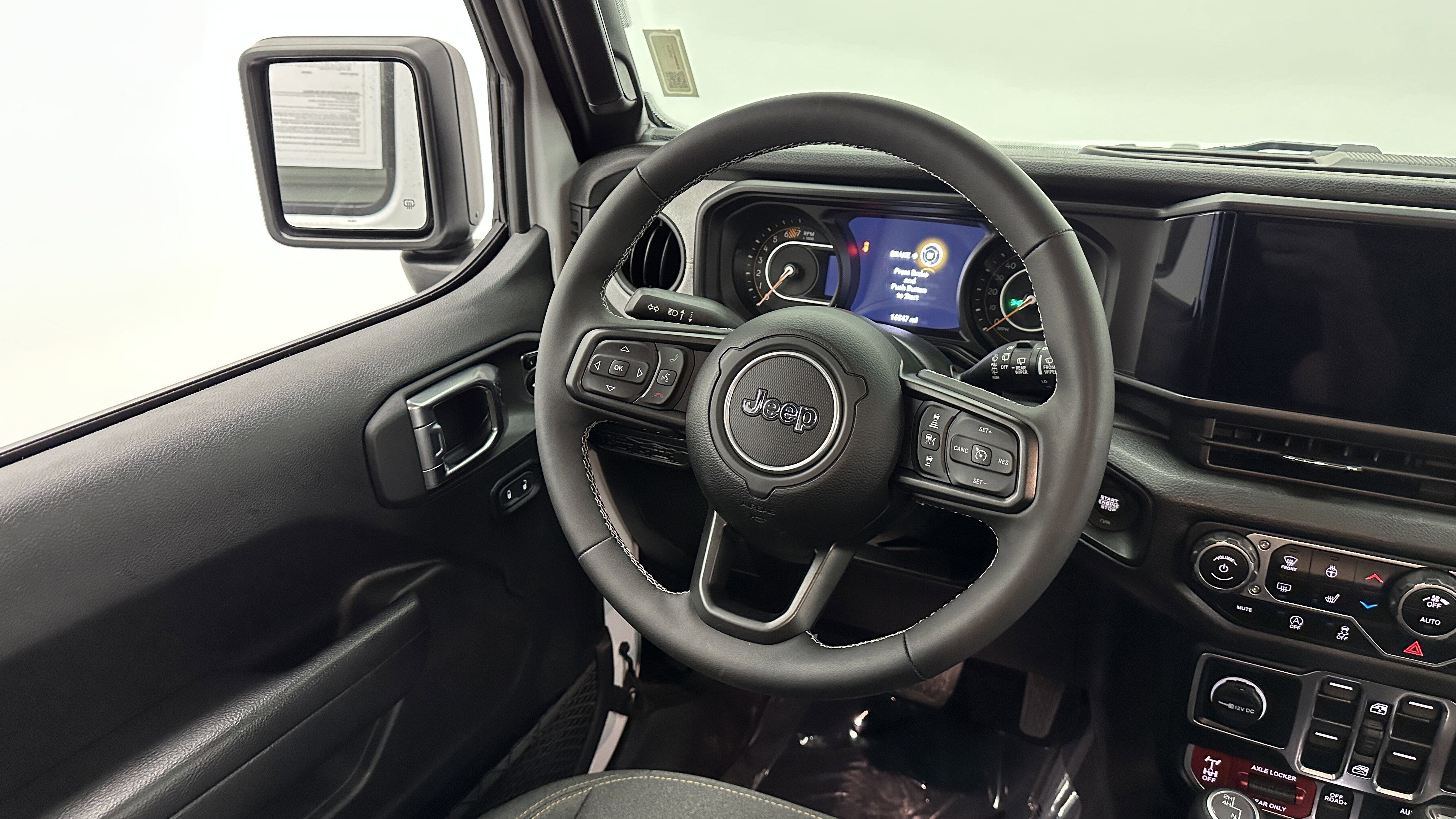 Used 2025 Jeep Wrangler Willys image 21