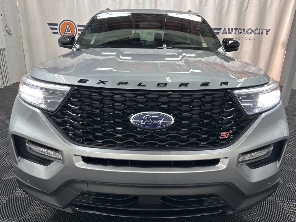 Used 2022 Ford Explorer ST w/ Equipment Group 401A AWD/4WD image 4