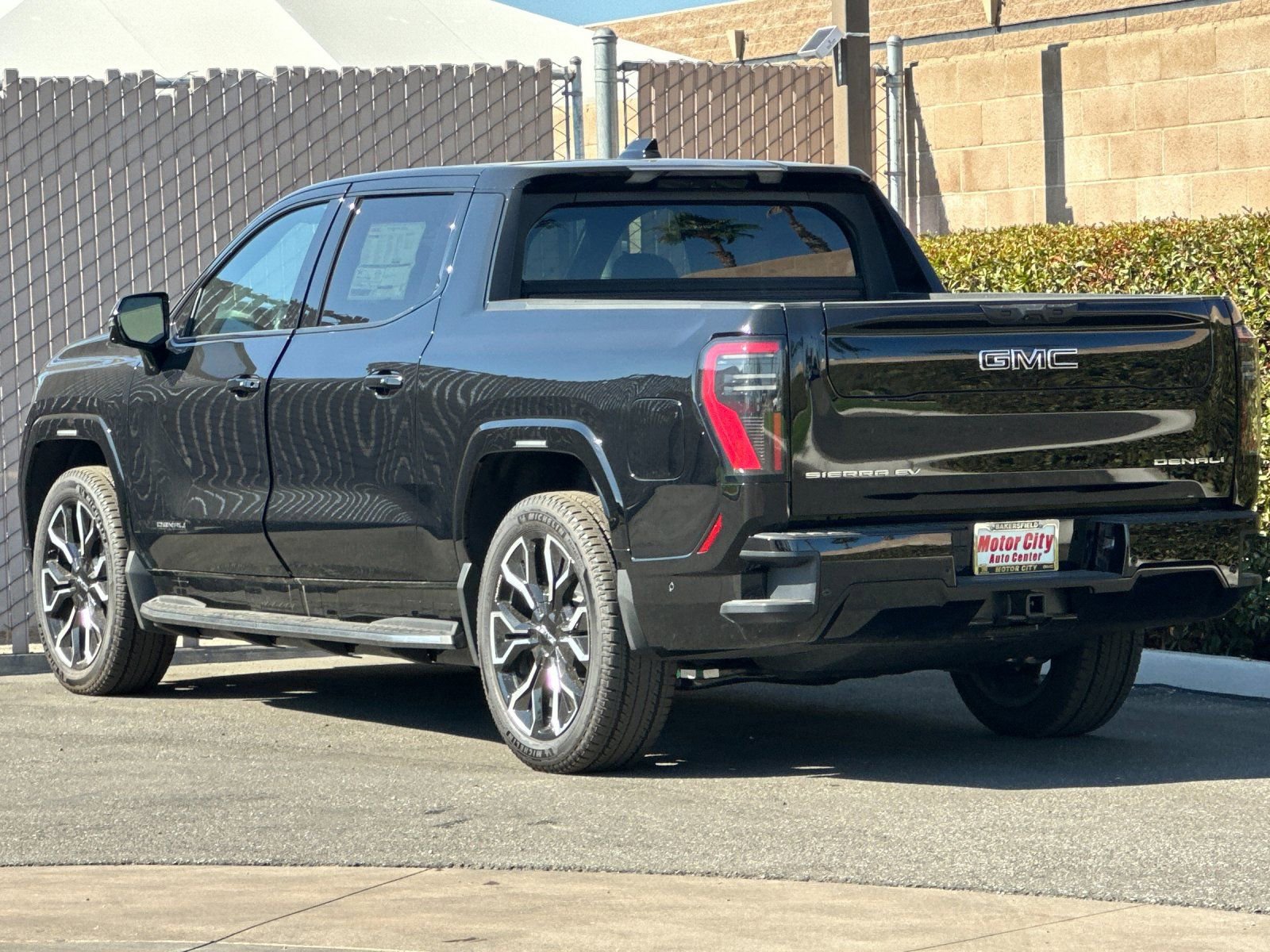 New 2025 GMC Sierra EV Denali image 6