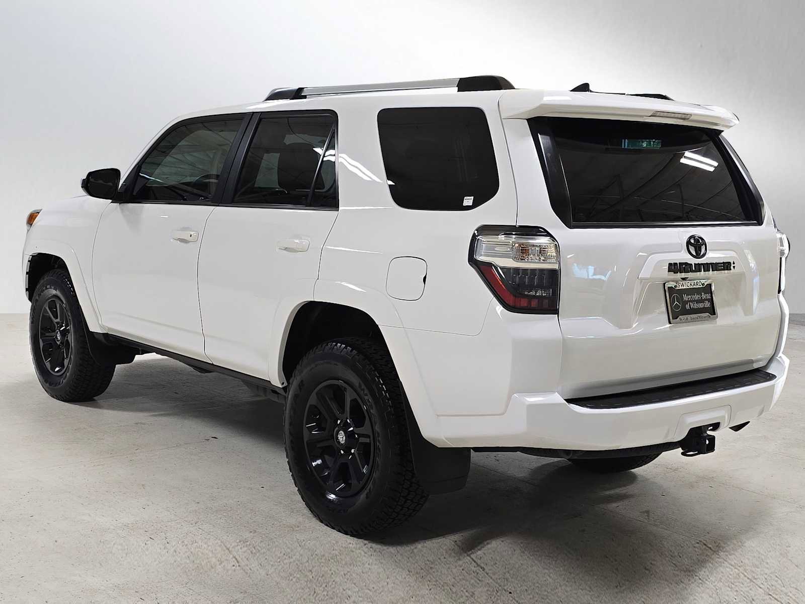 Used 2024 Toyota 4Runner SR5 image 5