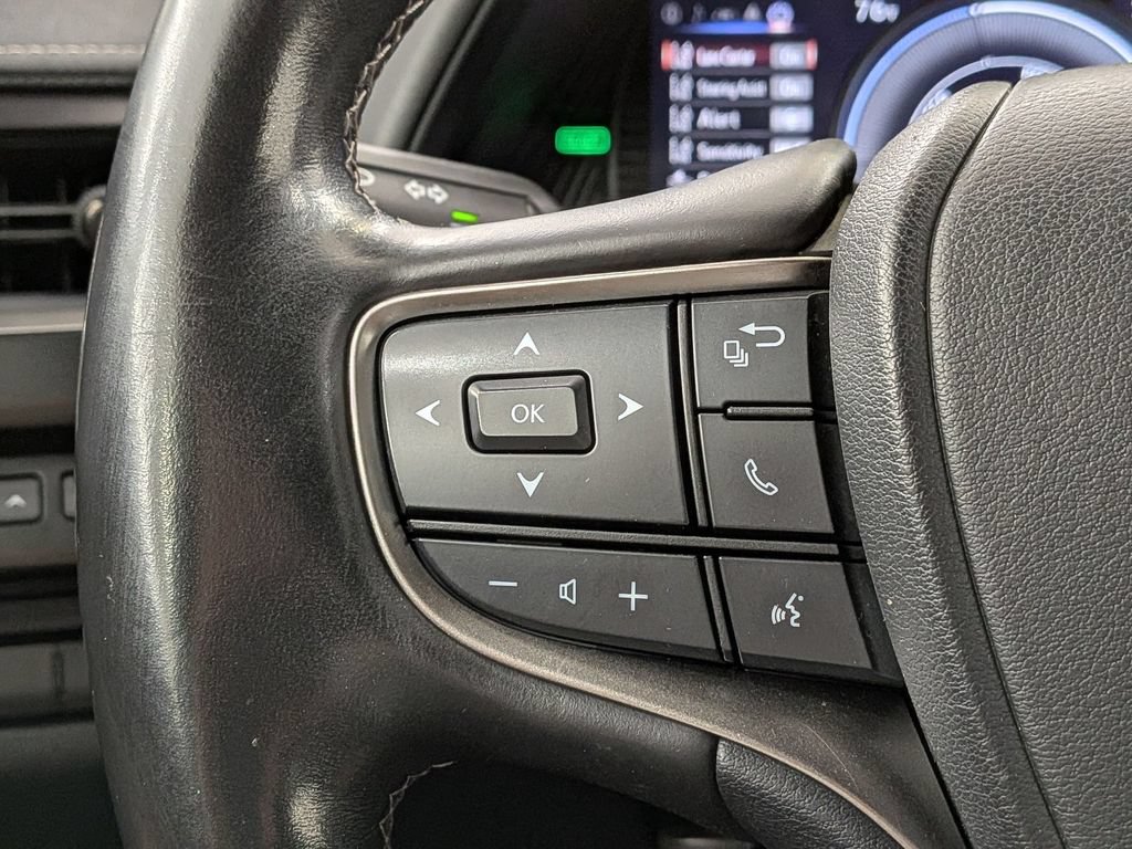 Certified 2022 Lexus UX 250h w/ Premium Package AWD/4WD image 20