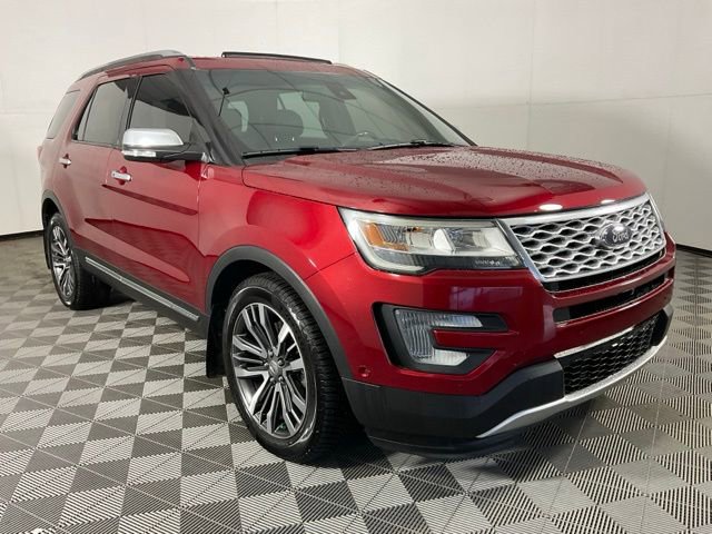 Used 2016 Ford Explorer Platinum image 3