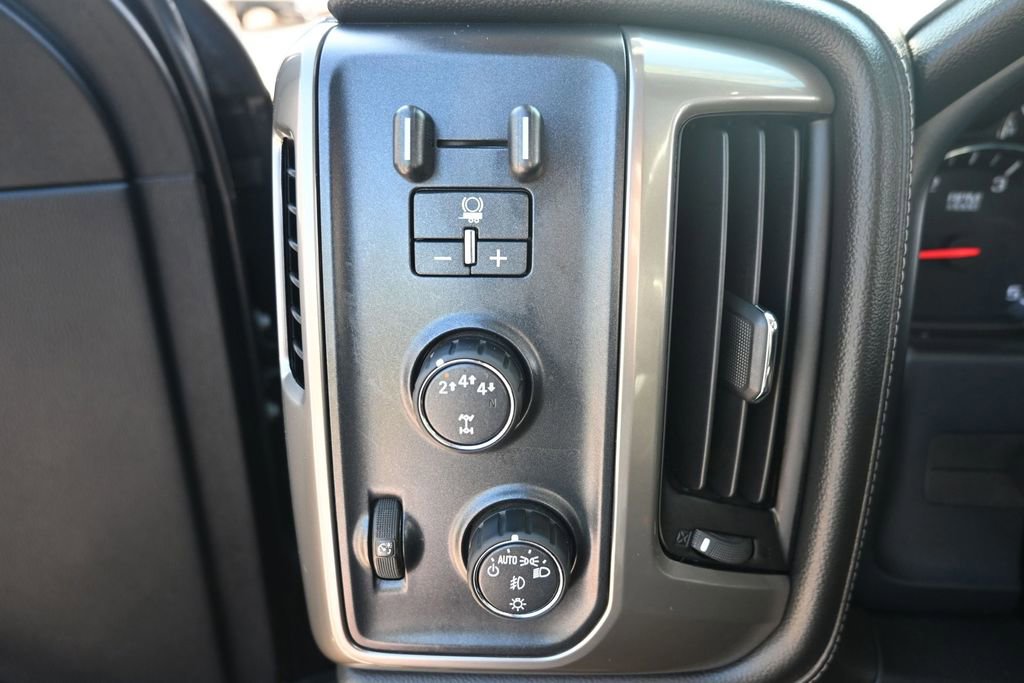 Used 2018 Chevrolet Silverado 3500 High Country AWD/4WD image 20