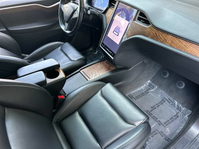 Used 2020 Tesla Model X Long Range AWD/4WD image 19