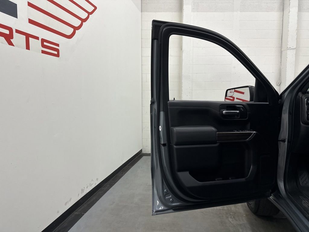 Used 2019 Chevrolet Silverado 1500 RST w/ All-Star Edition RWD image 29