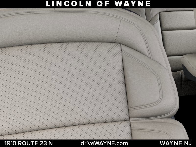 New 2027 Lincoln Navigator Reserve AWD/4WD image 17