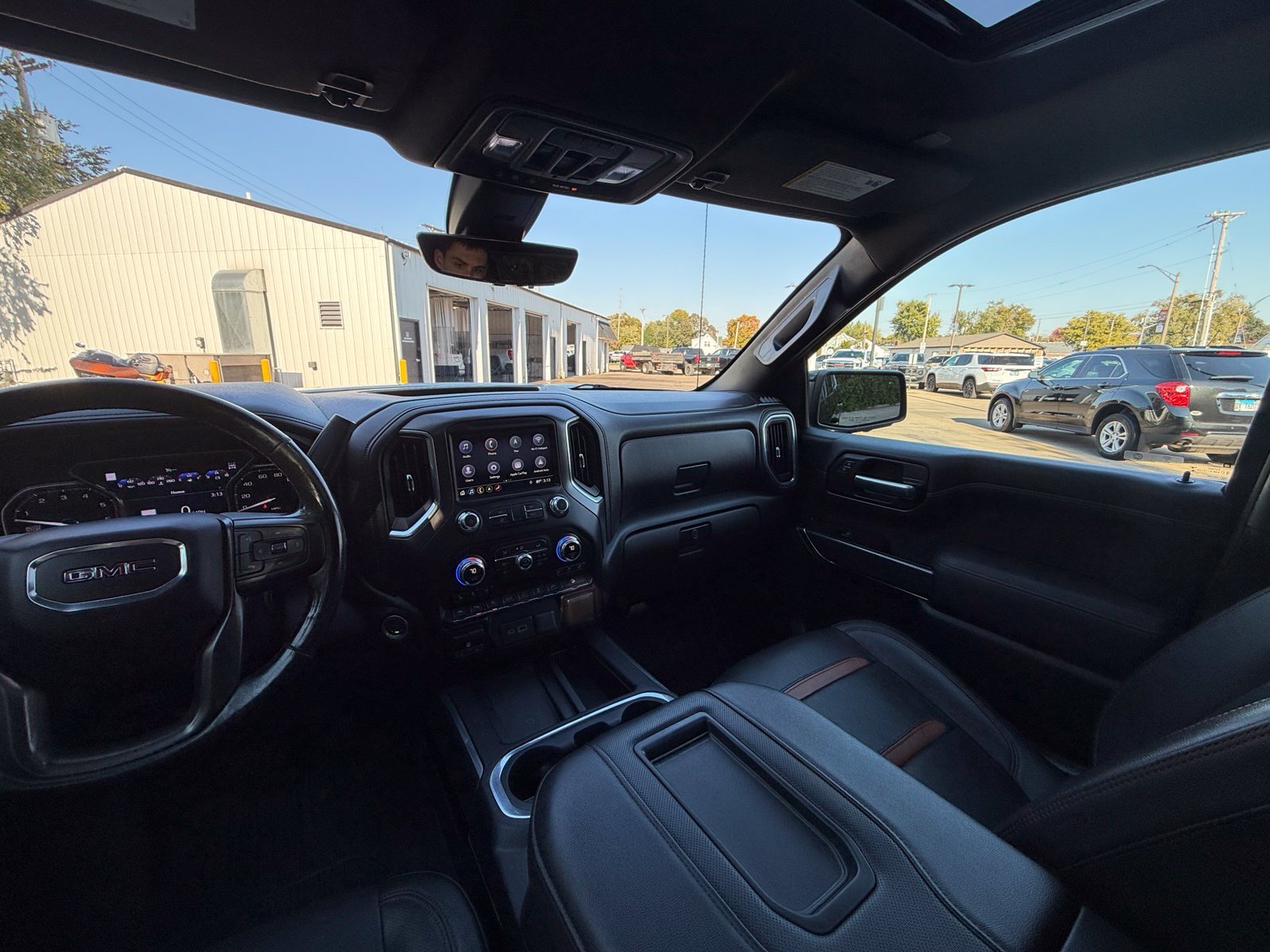 Used 2019 GMC Sierra 1500 AT4 w/ AT4 Premium Package AWD/4WD image 17