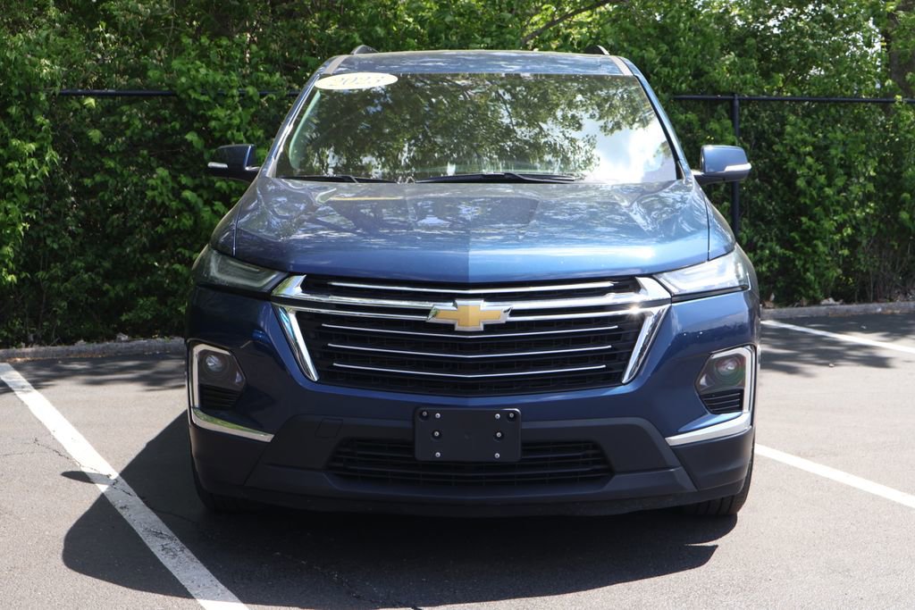 Used 2023 Chevrolet Traverse LT AWD/4WD image 2
