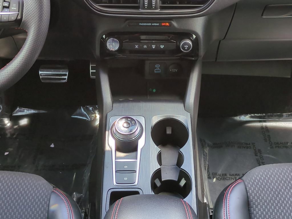 Used 2023 Ford Escape ST-Line w/ Tech Pack #1 image 32