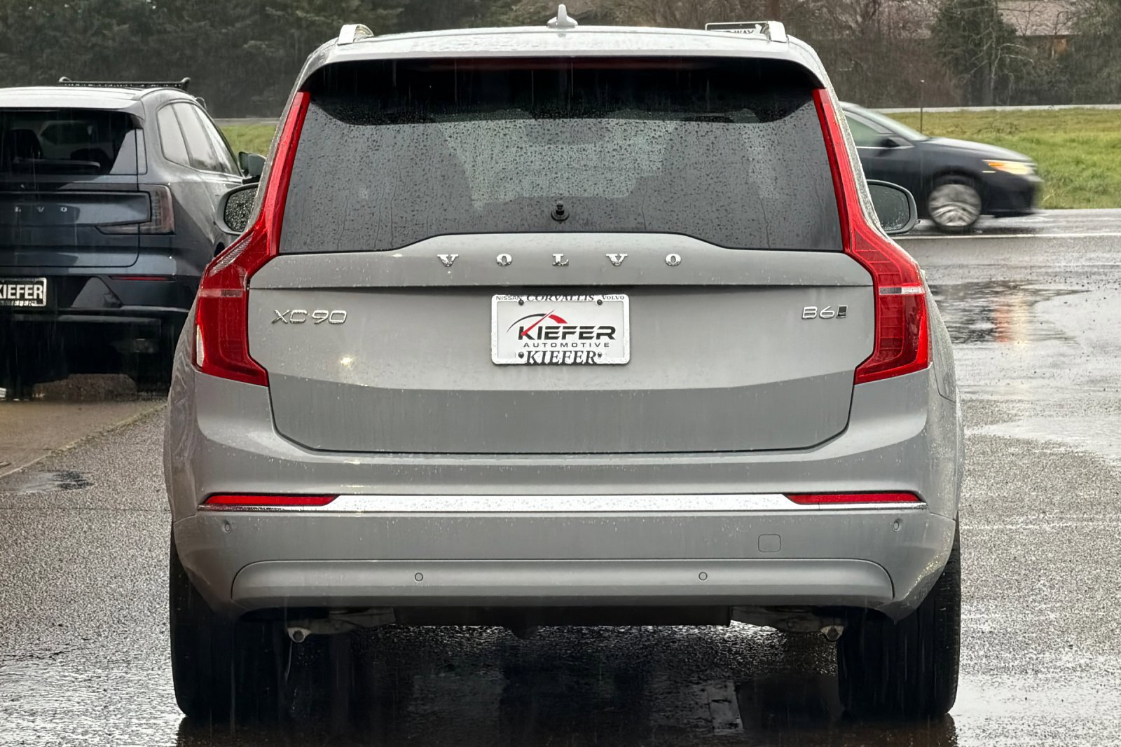 Used 2024 Volvo XC90 B6 Plus AWD/4WD image 5