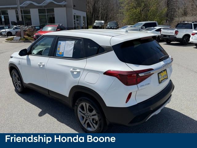 Used 2022 Kia Seltos LX image 7