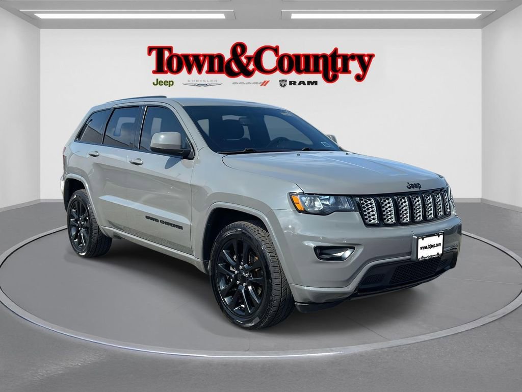 Certified 2019 Jeep Grand Cherokee Altitude image 1