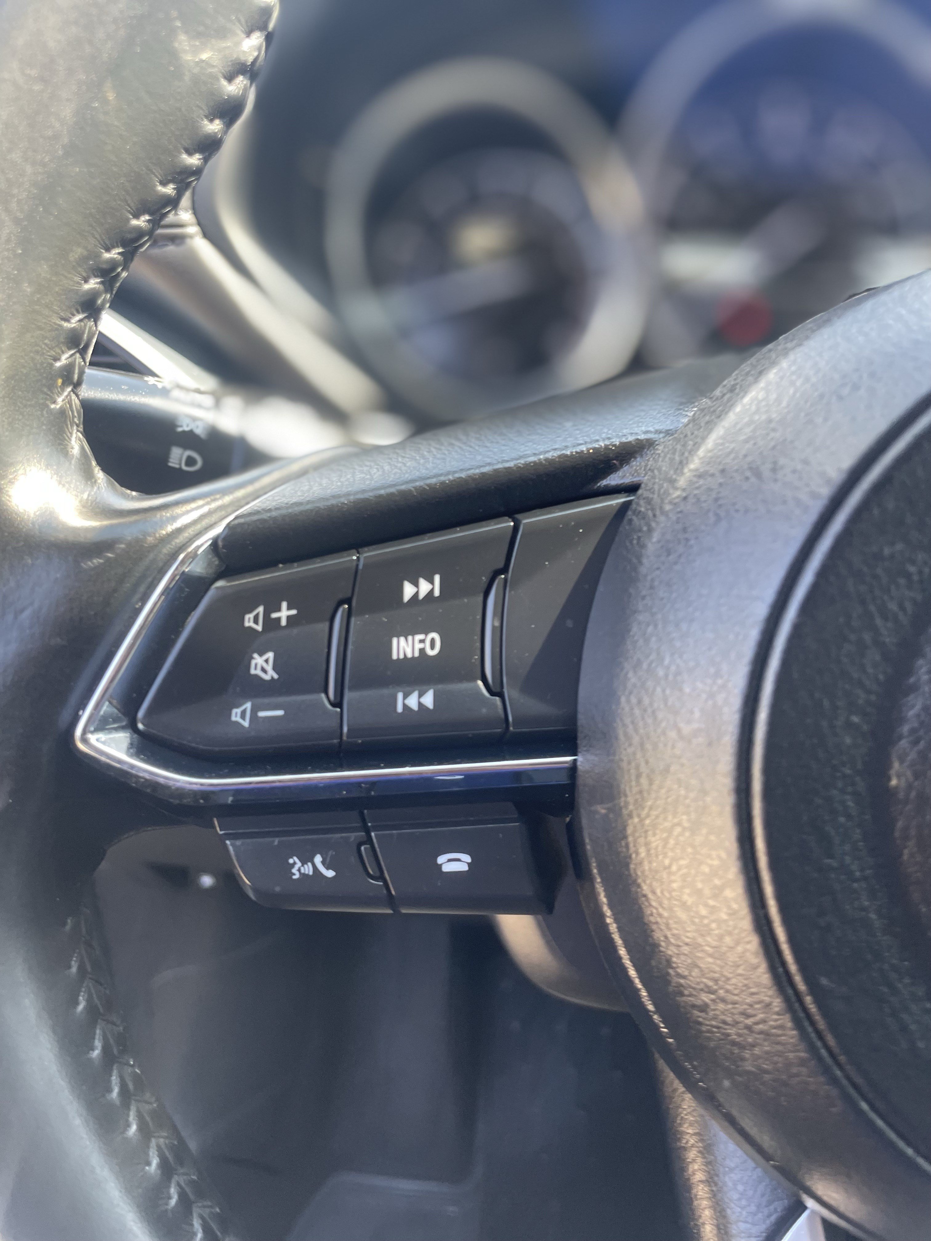 Used 2021 MAZDA CX-5 Touring FWD image 24