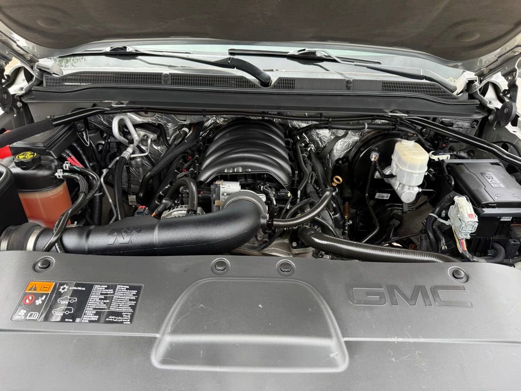 Used 2016 GMC Yukon XL Denali w/ Open Road Package AWD/4WD image 10