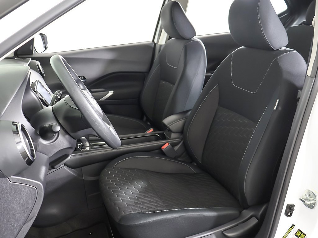 Used 2023 Nissan Kicks SV image 26