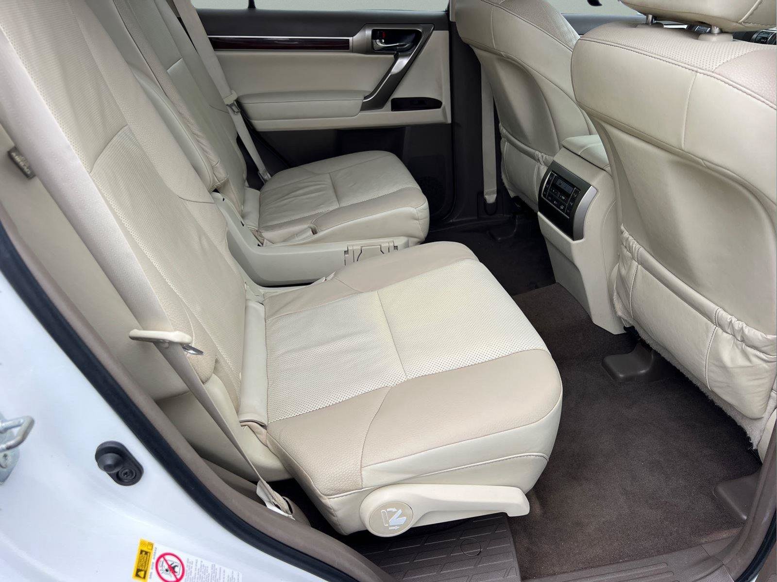 Used 2018 Lexus GX 460 Premium AWD/4WD image 13