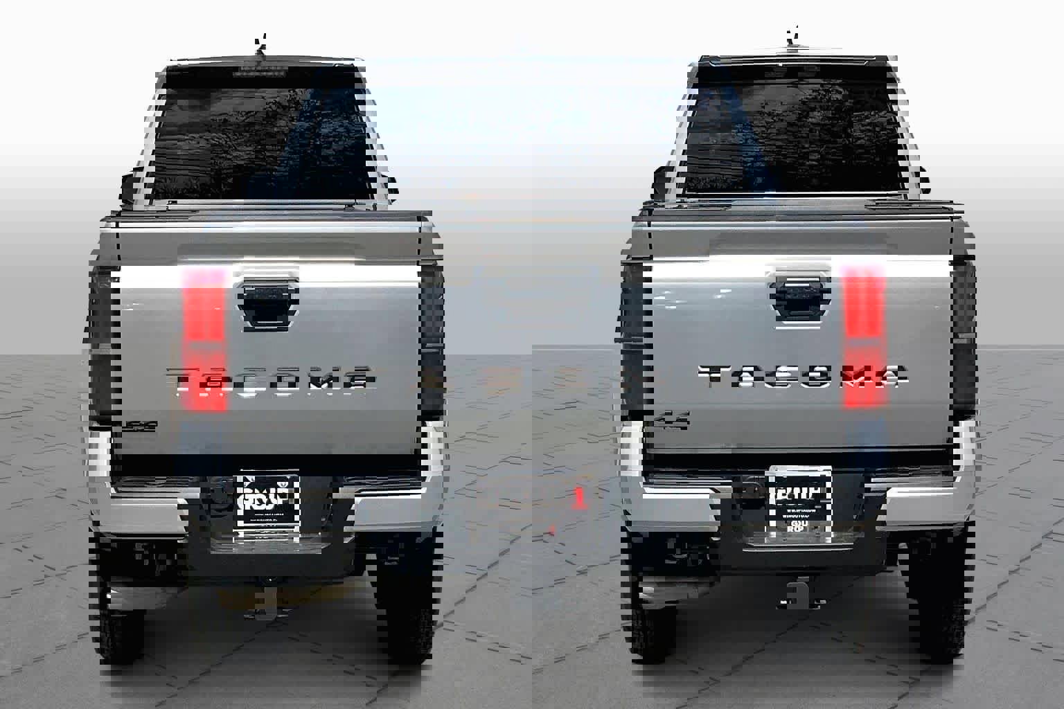 Used 2024 Toyota Tacoma SR5 image 5