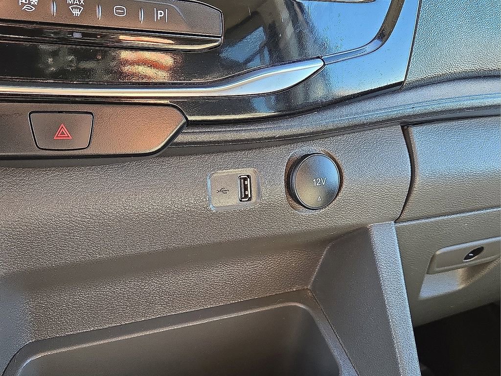 Used 2023 Ford Transit 350 XLT image 29