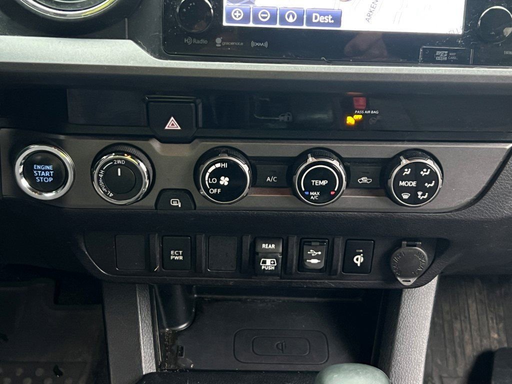 Used 2018 Toyota Tacoma TRD Off-Road image 20