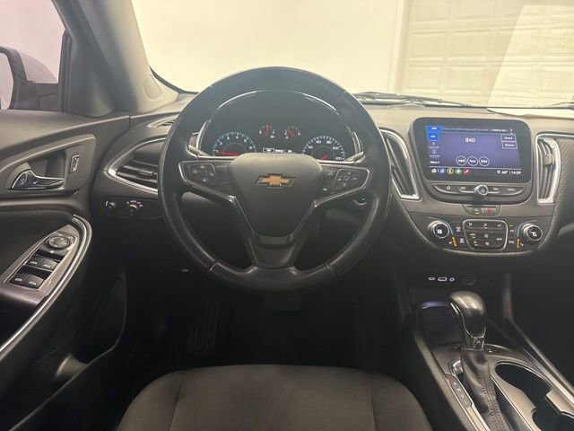 Used 2021 Chevrolet Malibu LT w/ Sport Edition image 22