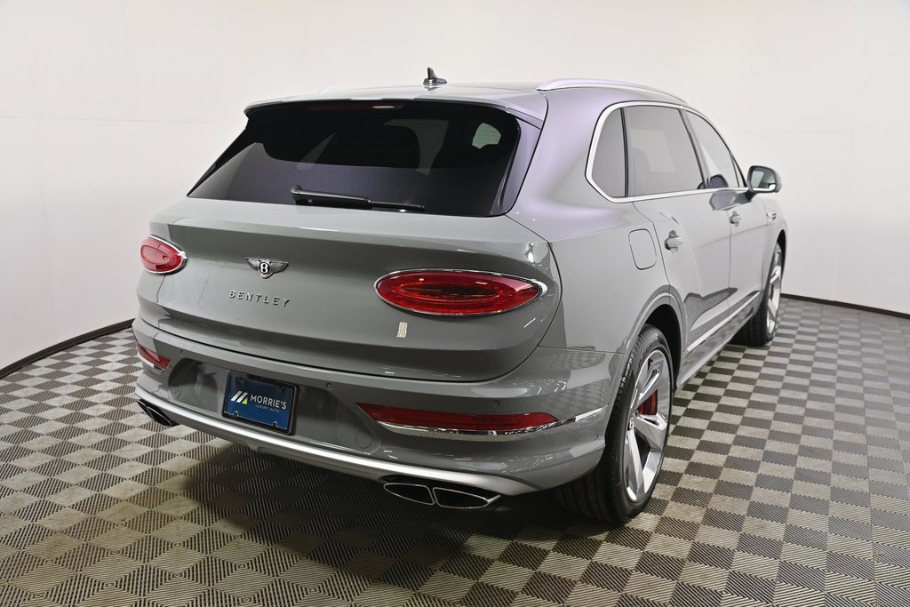 Used 2024 Bentley Bentayga Extended Wheelbase image 6