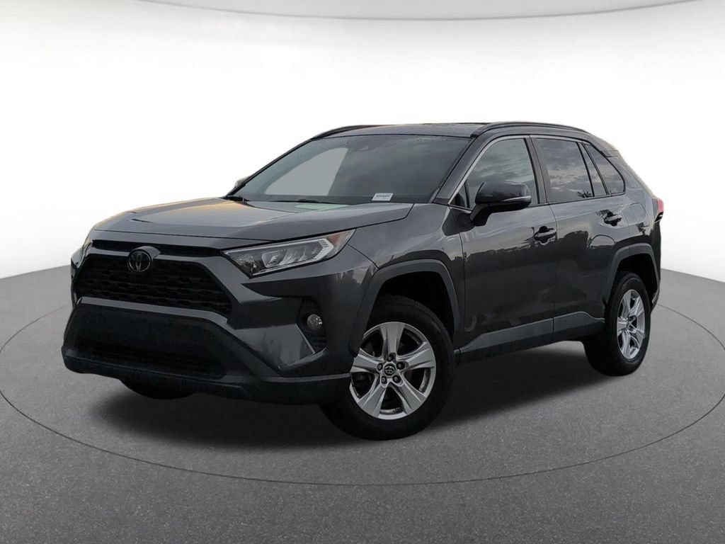 Used 2020 Toyota RAV4 XLE AWD/4WD video 1