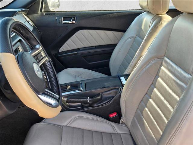 Used 2014 Ford Mustang Premium image 19