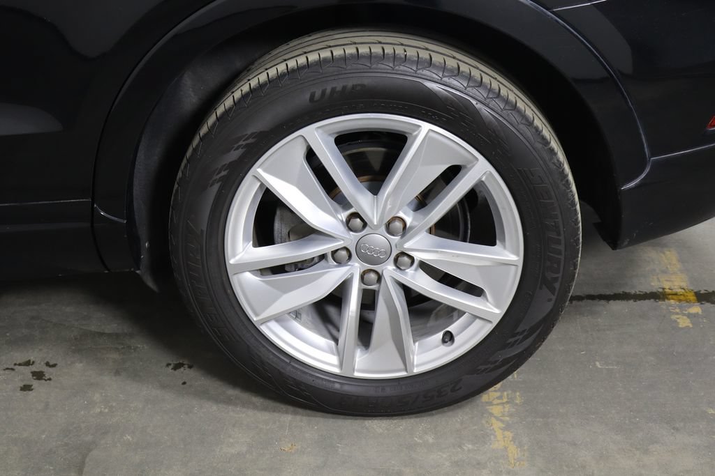 Used 2018 Audi Q3 2.0T Premium Plus w/ Premium Plus Package AWD/4WD image 27