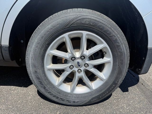 Used 2014 Ford Edge SE FWD image 9