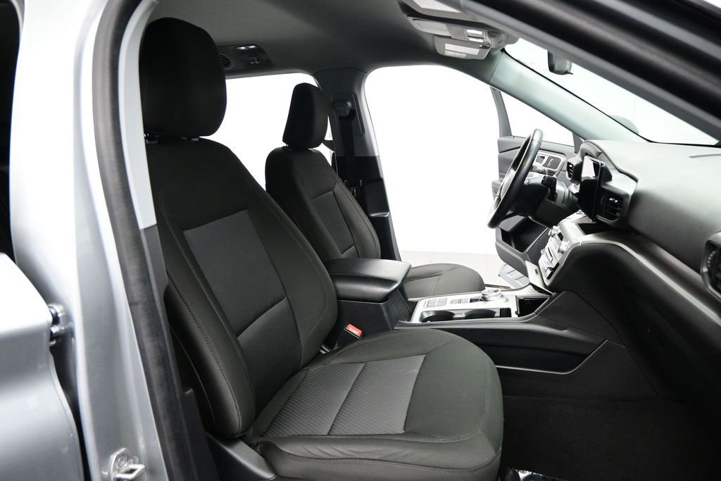 Used 2022 Ford Explorer XLT RWD image 19