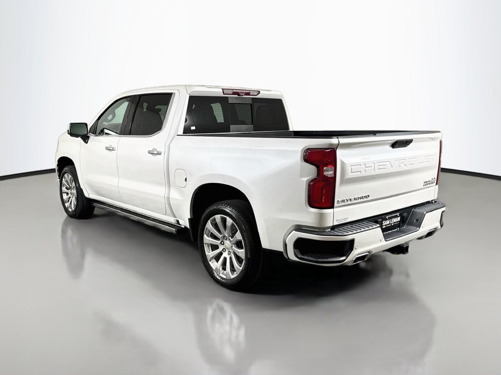 Used 2021 Chevrolet Silverado 1500 High Country w/ Technology Package AWD/4WD image 5